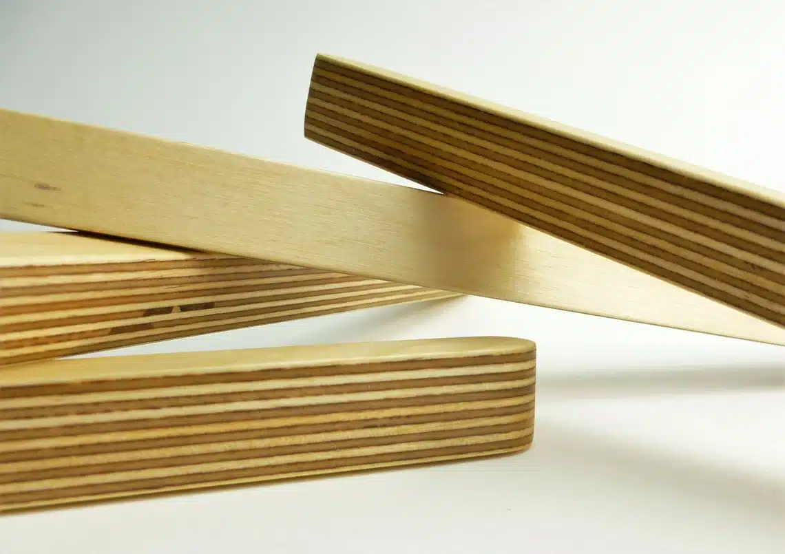 Birch Plywood Pull Handle Lacquered 200x18mm - Image 4